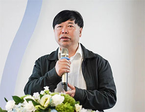 銀發之年，全視晶彩——四川省首個“全視覺老視矯正手術示范基地”落戶銀海